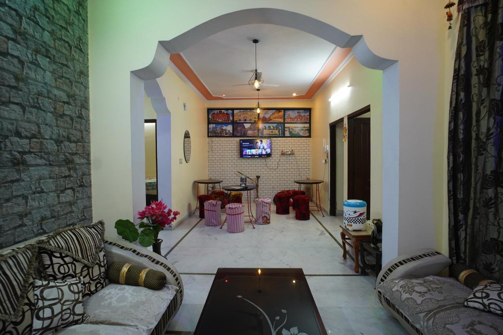 Om Trance Homestay Dzsaipur Kültér fotó